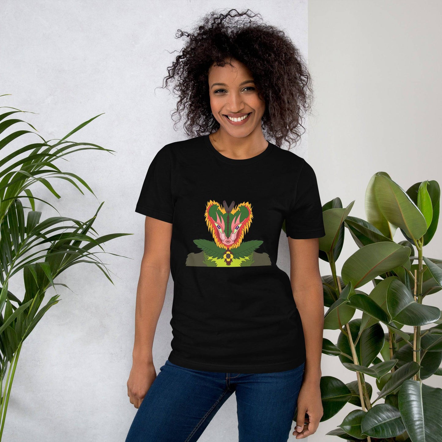 Queen Lilly Unisex t-shirt