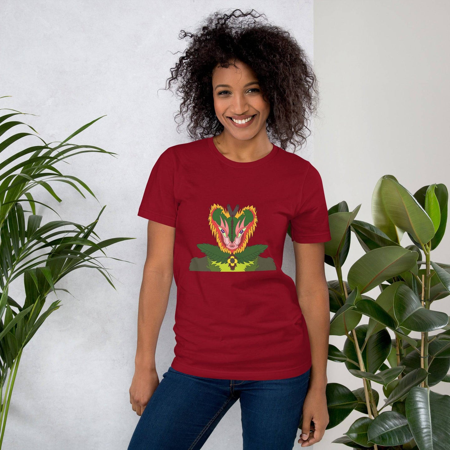 Queen Lilly Unisex t-shirt