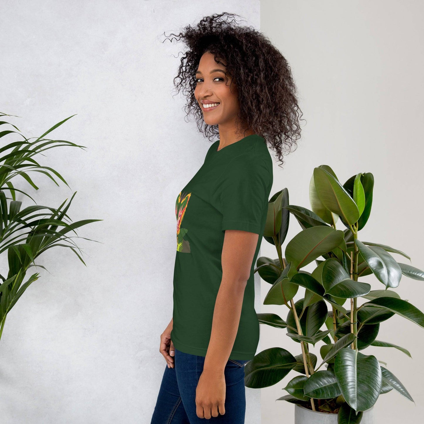 Queen Lilly Unisex t-shirt