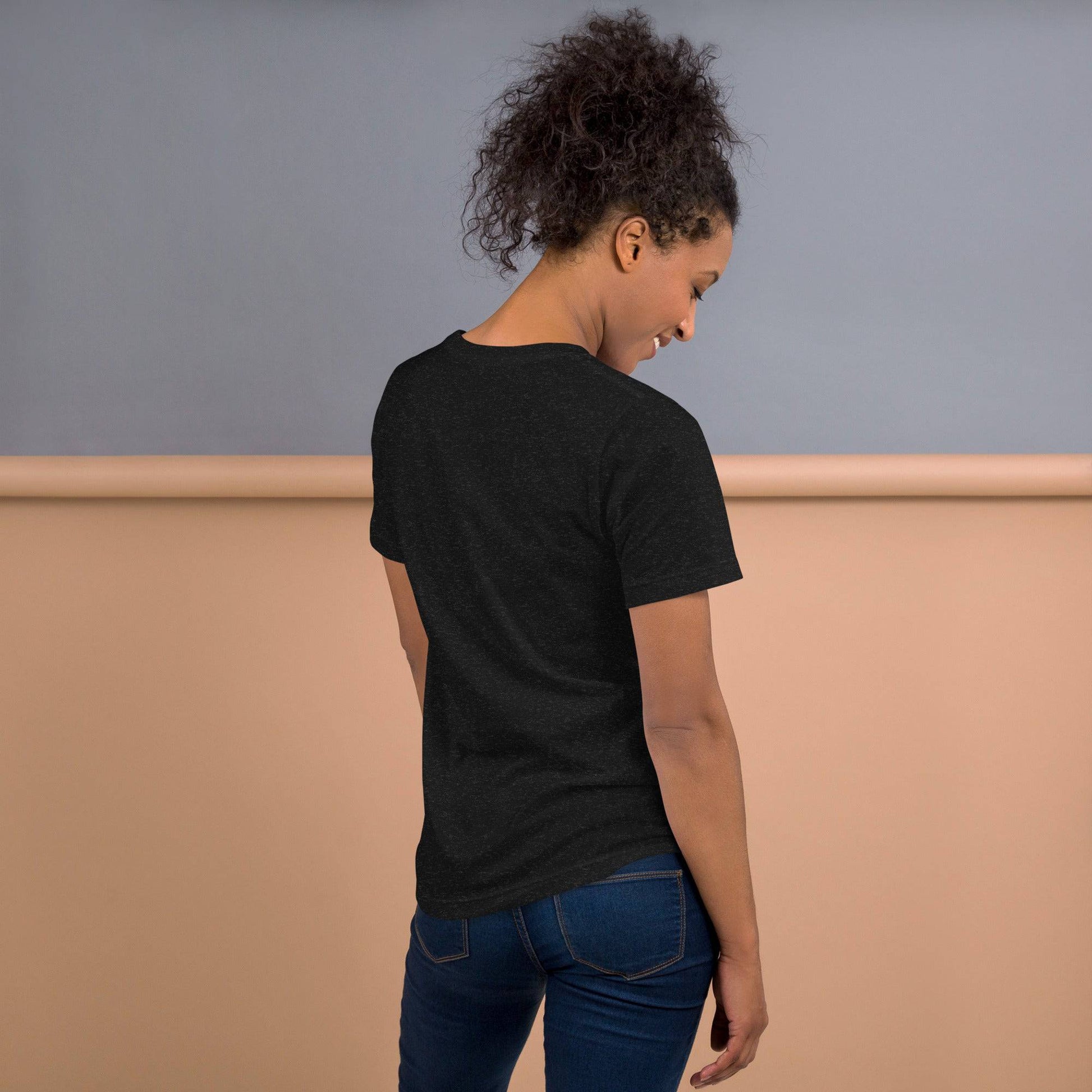 Queen Nora Unisex t-shirt